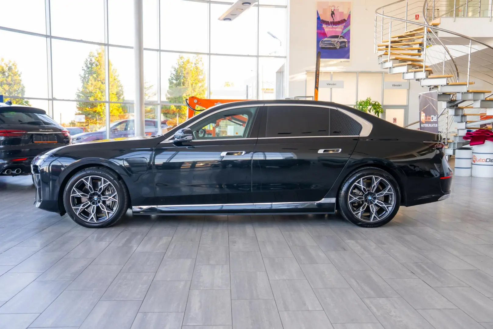 BMW Seria 7 750e xDrive G70