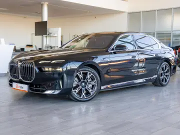 BMW Seria 7 750e xDrive G70