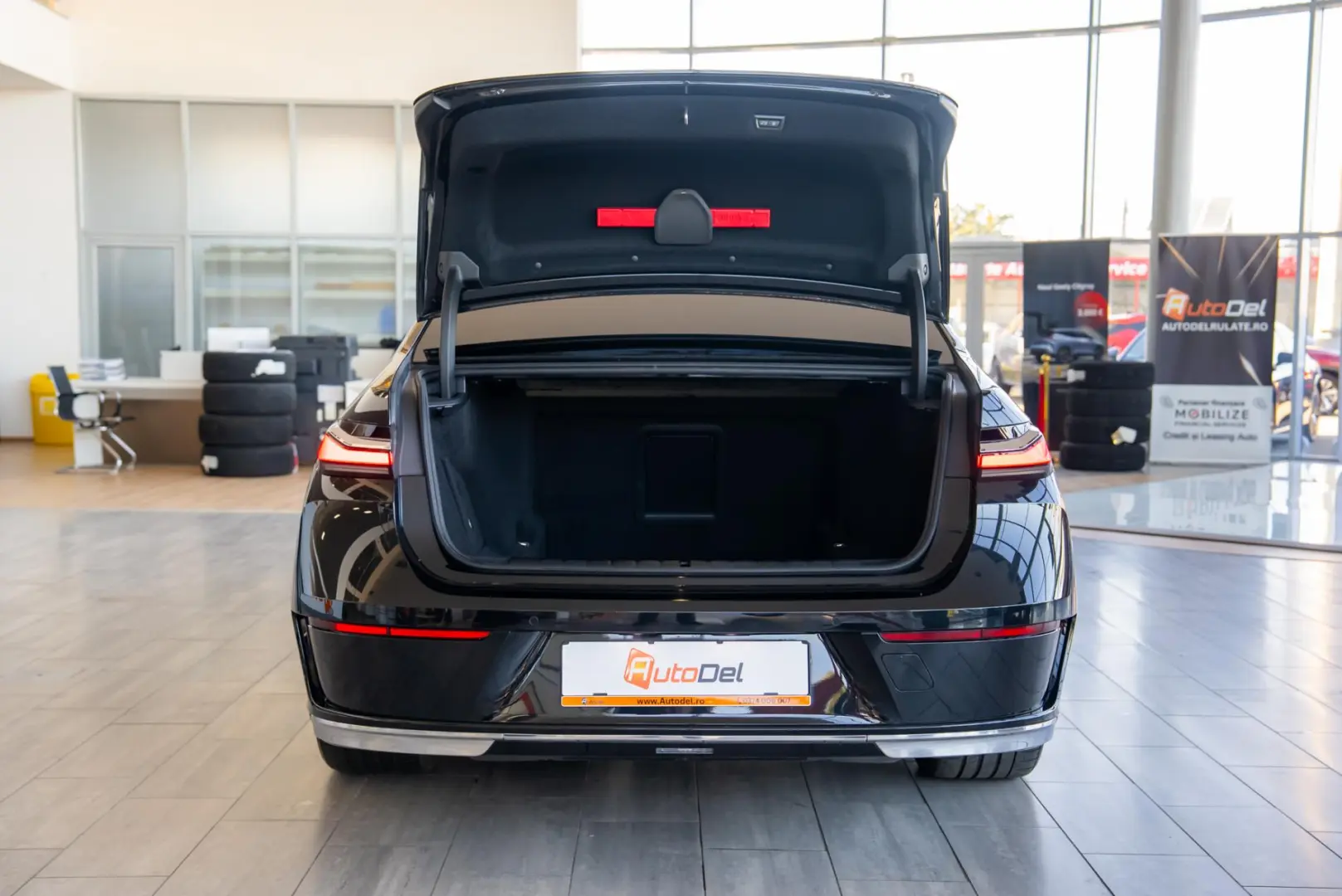 BMW Seria 7 750e xDrive G70