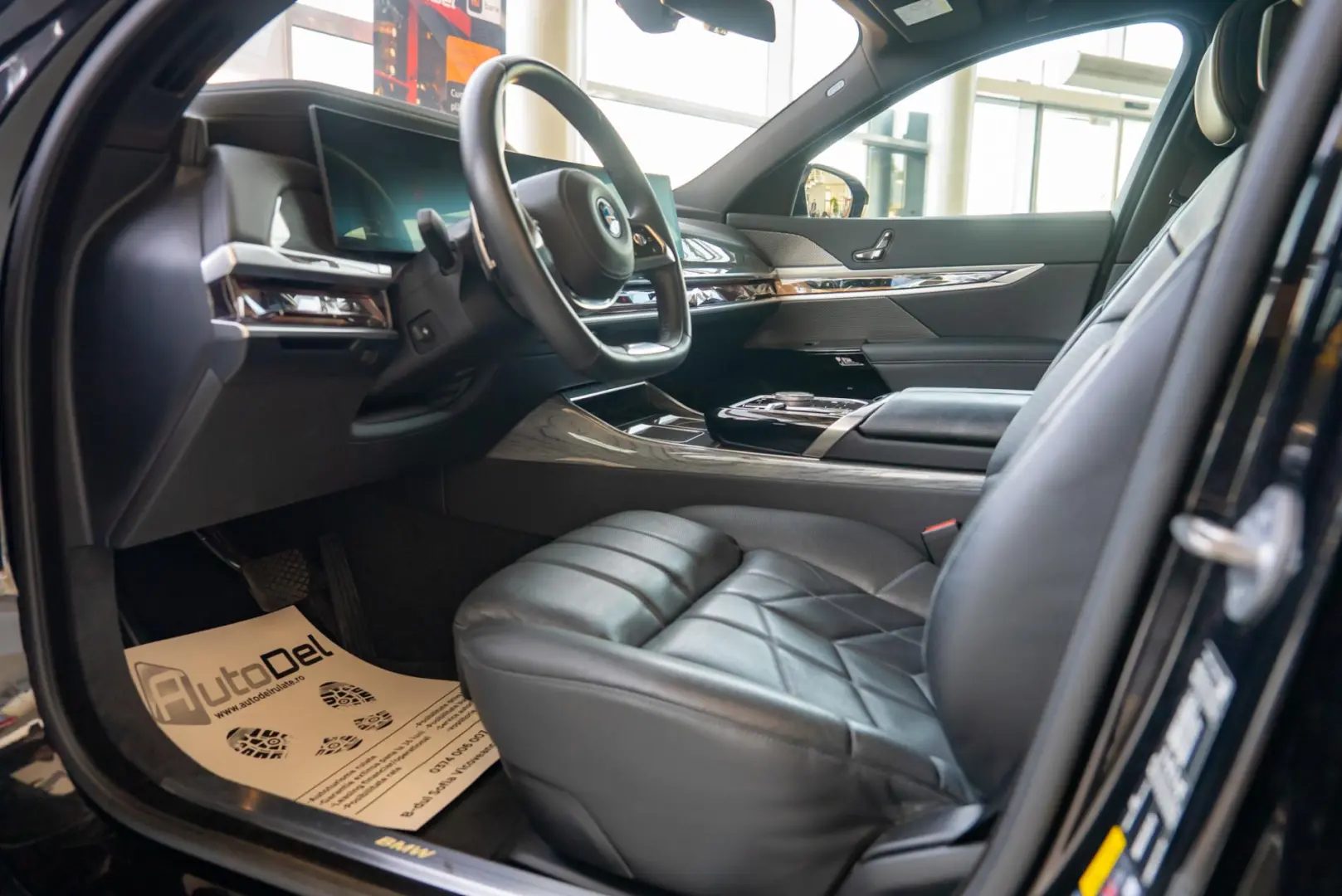 BMW Seria 7 750e xDrive G70