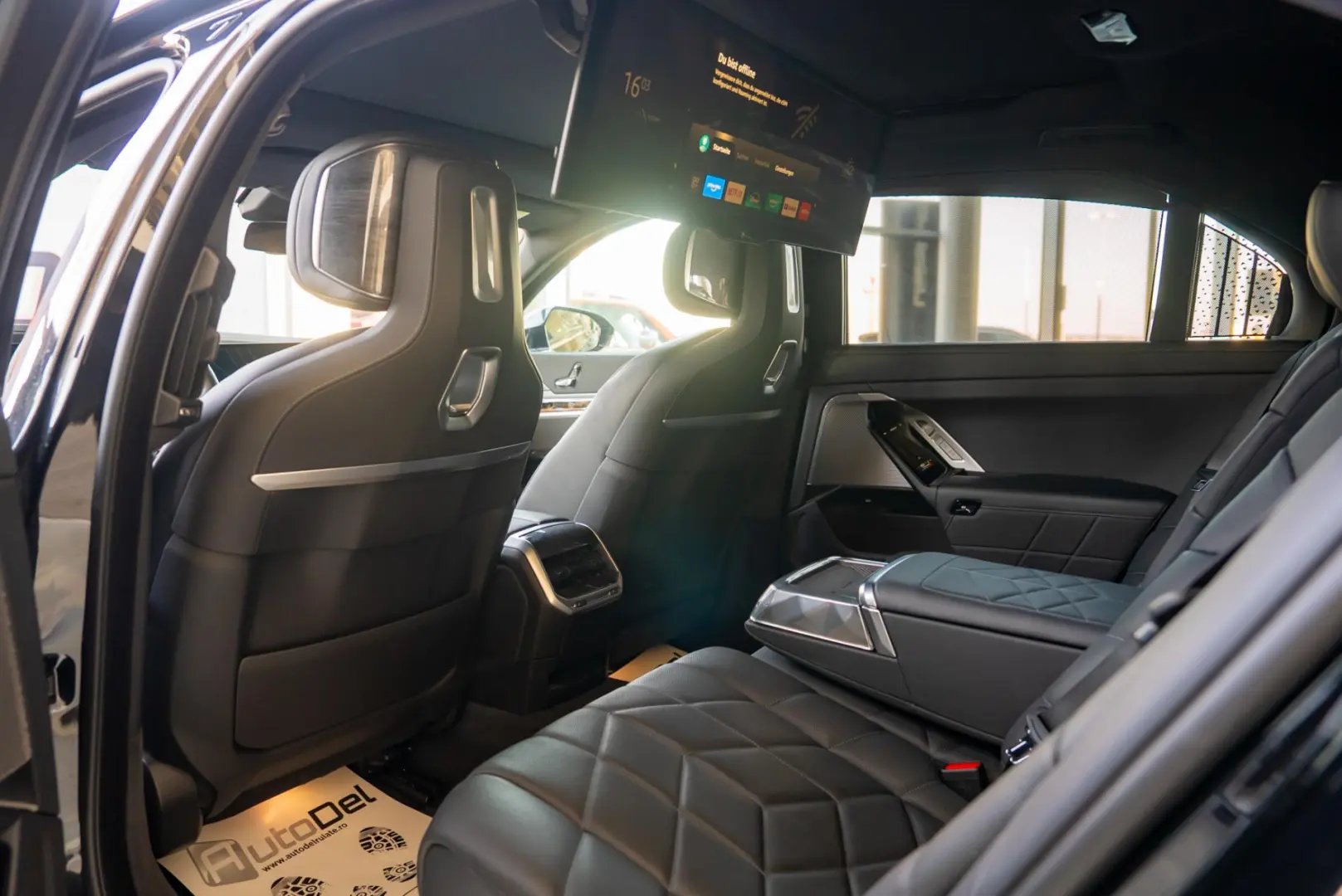 BMW Seria 7 750e xDrive G70