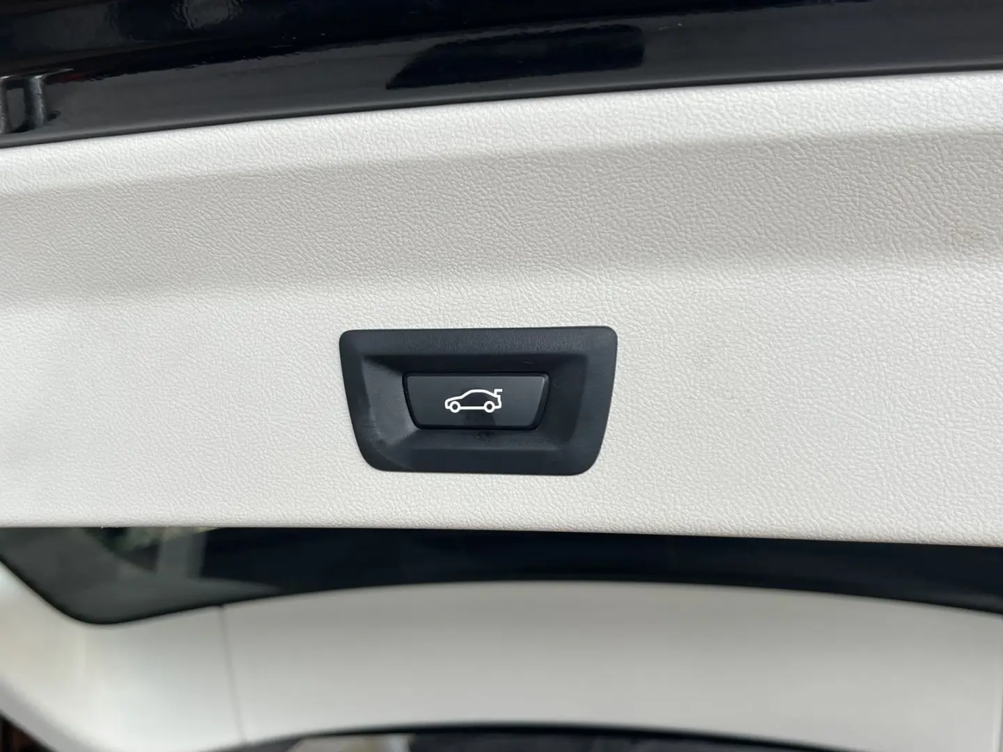 X3 xDrive 30e Advantage LED PDC SHZ DAB Tempomat
