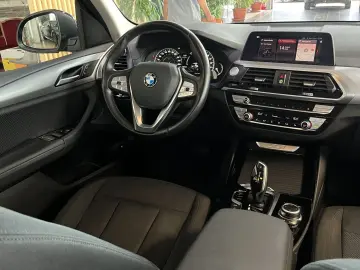 X3 xDrive 30e Advantage LED PDC SHZ DAB Tempomat