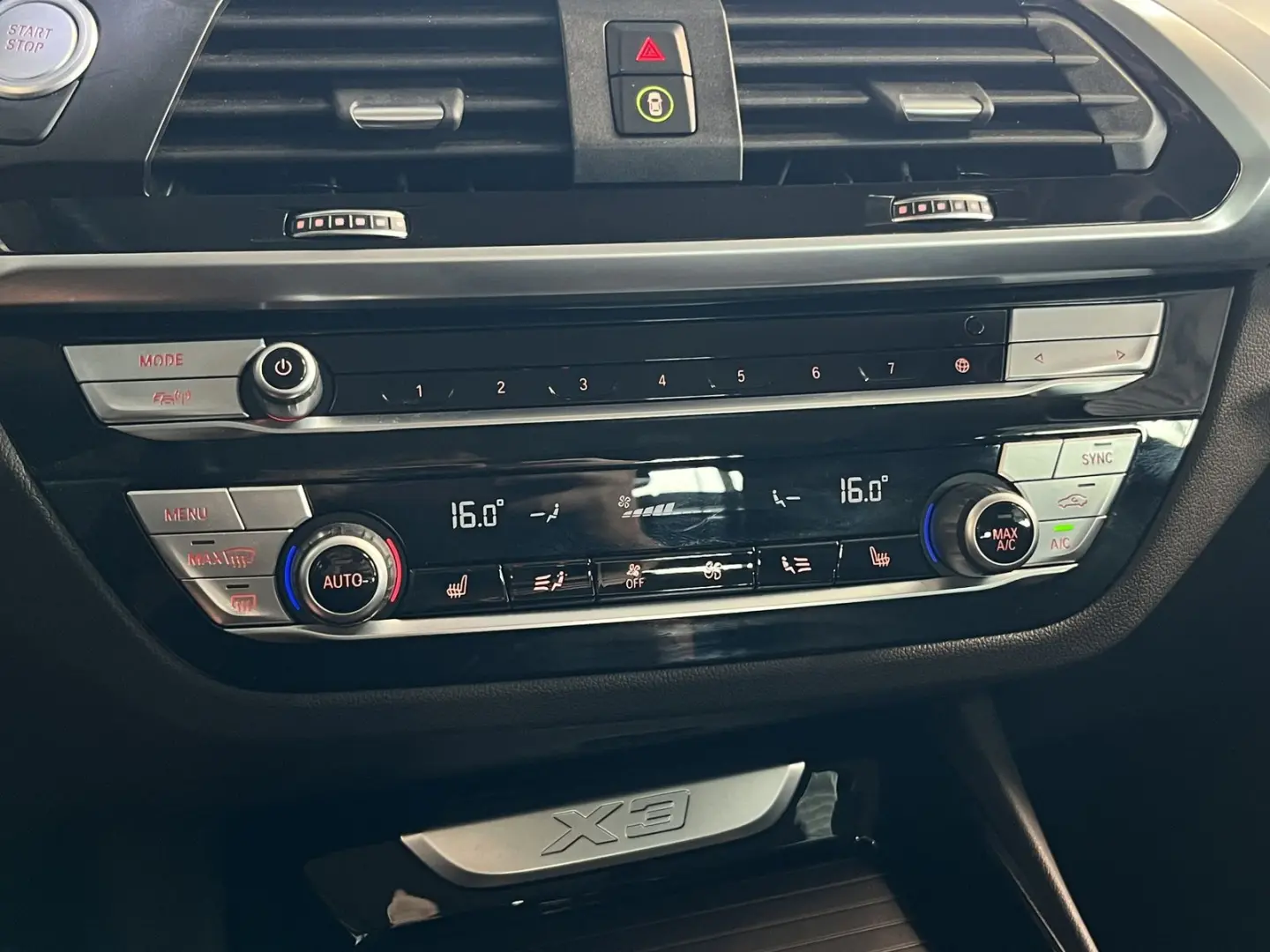 X3 xDrive 30e Advantage LED PDC SHZ DAB Tempomat