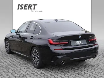 320i Lim. M Sport A.  LED LIVE PROF. RFK