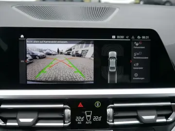 320i Lim. M Sport A.  LED LIVE PROF. RFK