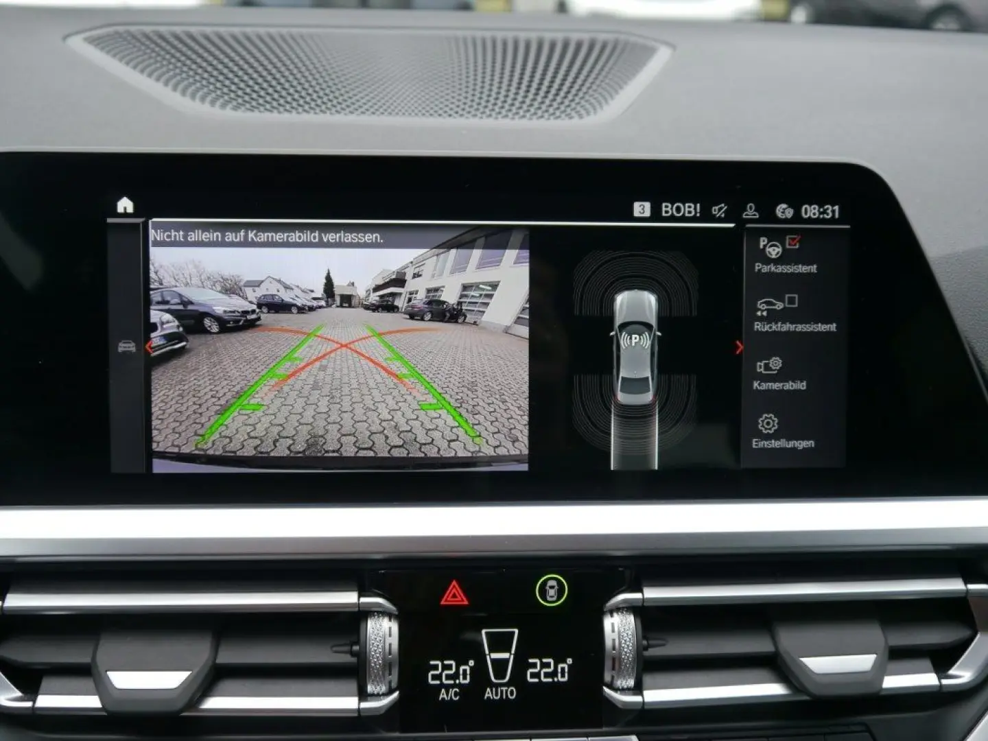 320i Lim. M Sport A.  LED LIVE PROF. RFK