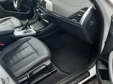 X3 xDrive 2 0D Autom. NAVI-LED-Leder-PDC