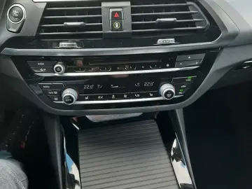 X3 xDrive 2 0D Autom. NAVI-LED-Leder-PDC