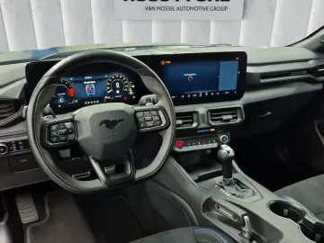 Mustang DARK HORSE 5.0 V8   PDC   RFK   Navi   A