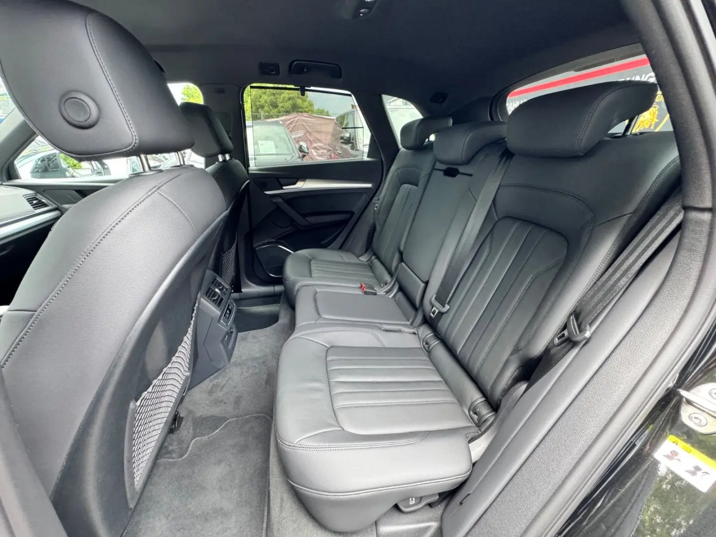 Q5 TFSI S-Line QUATTRO BENZIN 13.000km 1.Hand