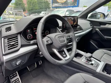 Q5 TFSI S-Line QUATTRO BENZIN 13.000km 1.Hand