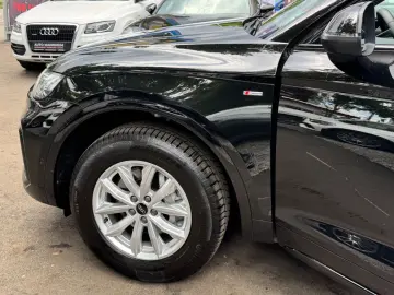 Q5 TFSI S-Line QUATTRO BENZIN 13.000km 1.Hand
