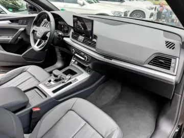 Q5 TFSI S-Line QUATTRO BENZIN 13.000km 1.Hand