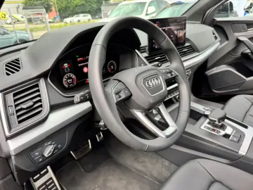 Q5 TFSI S-Line QUATTRO BENZIN 13.000km 1.Hand