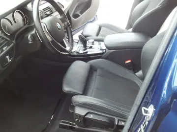 X3 Baureihe X3 xDrive 20 d AHK ALLRAD PDC