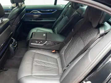 BMW 740D xDrive