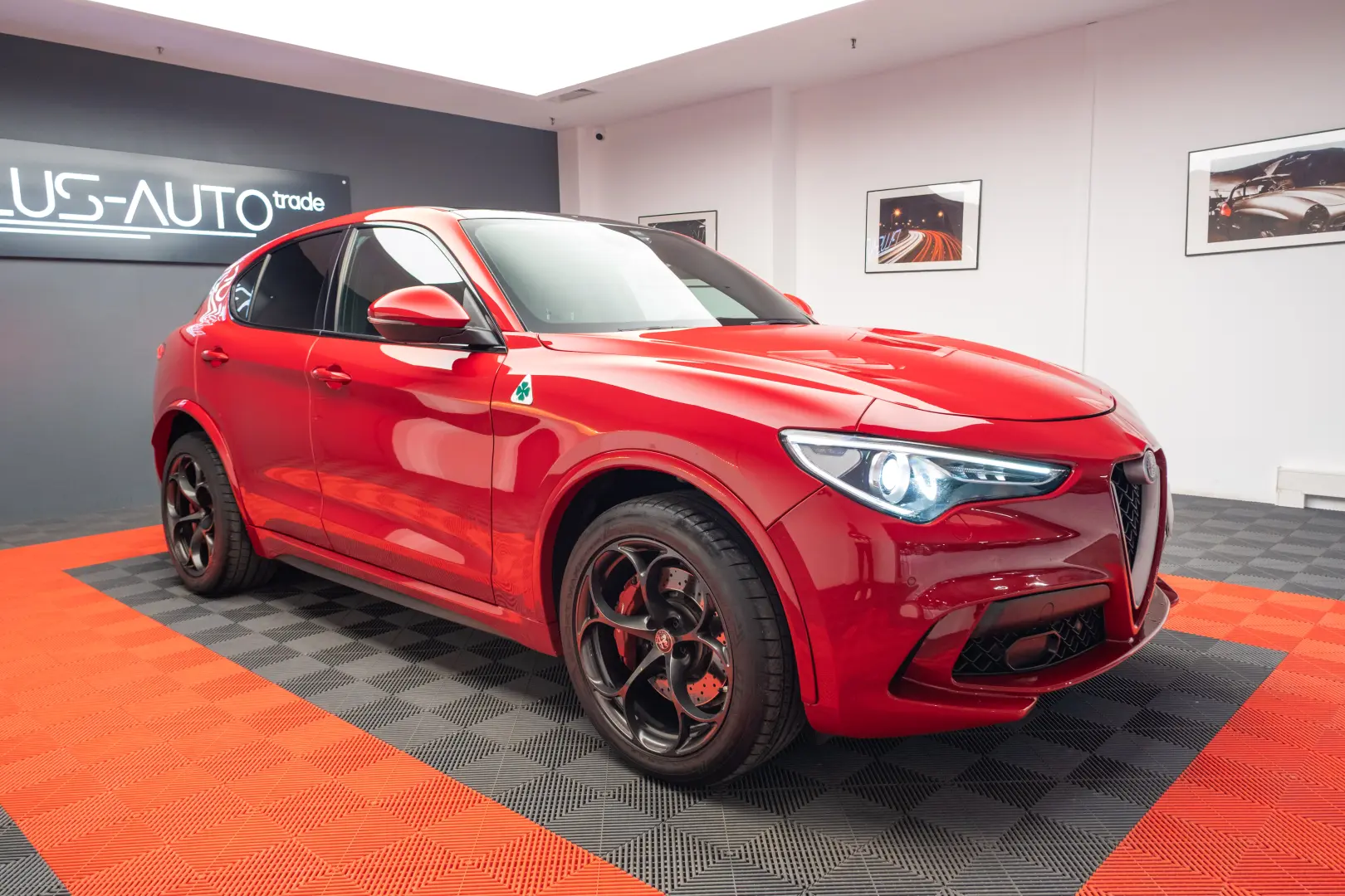 Alfa Romeo Stelvio V6 2.9 Bi-Turbo AT8-Q4 Quadrifoglio