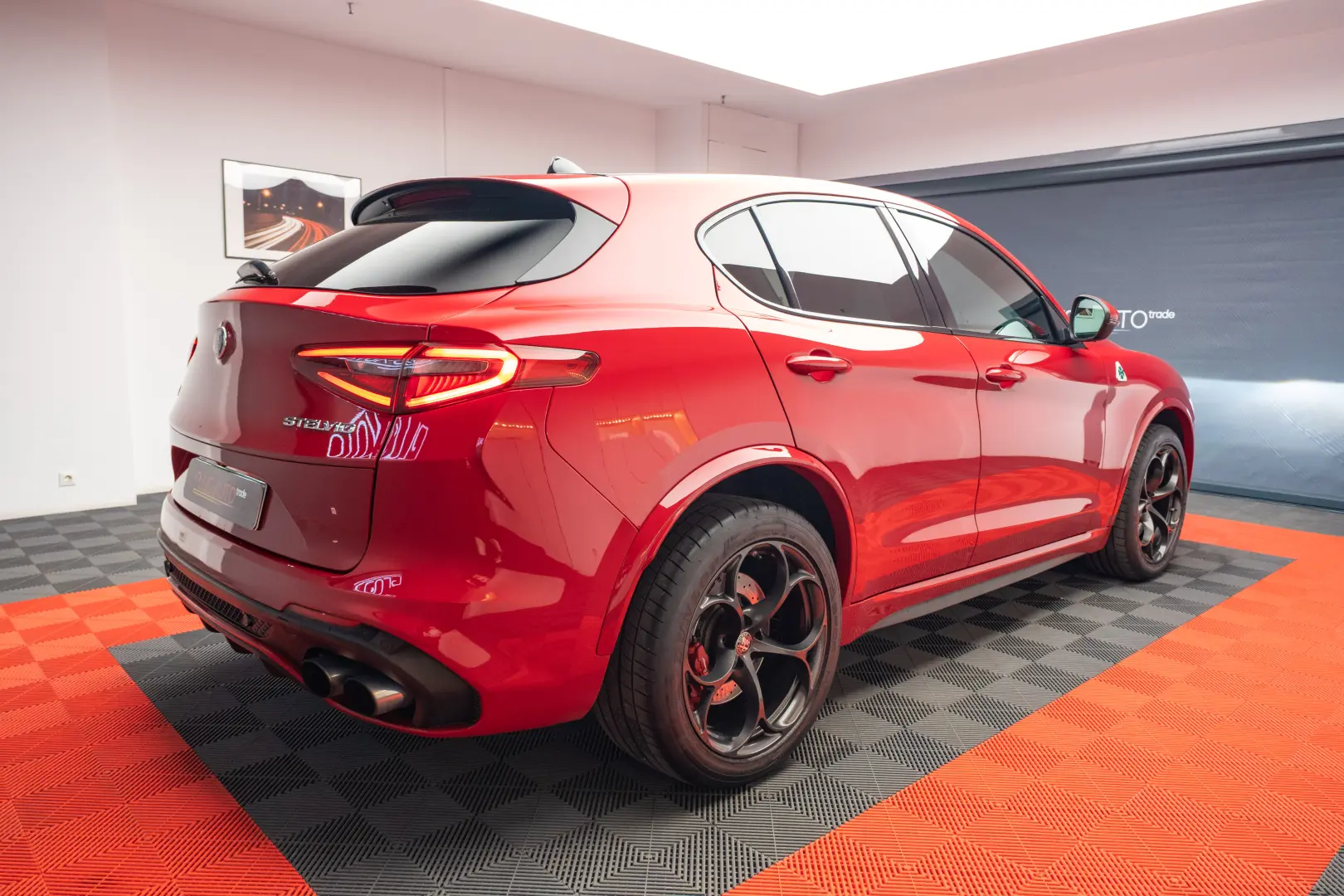 Alfa Romeo Stelvio V6 2.9 Bi-Turbo AT8-Q4 Quadrifoglio