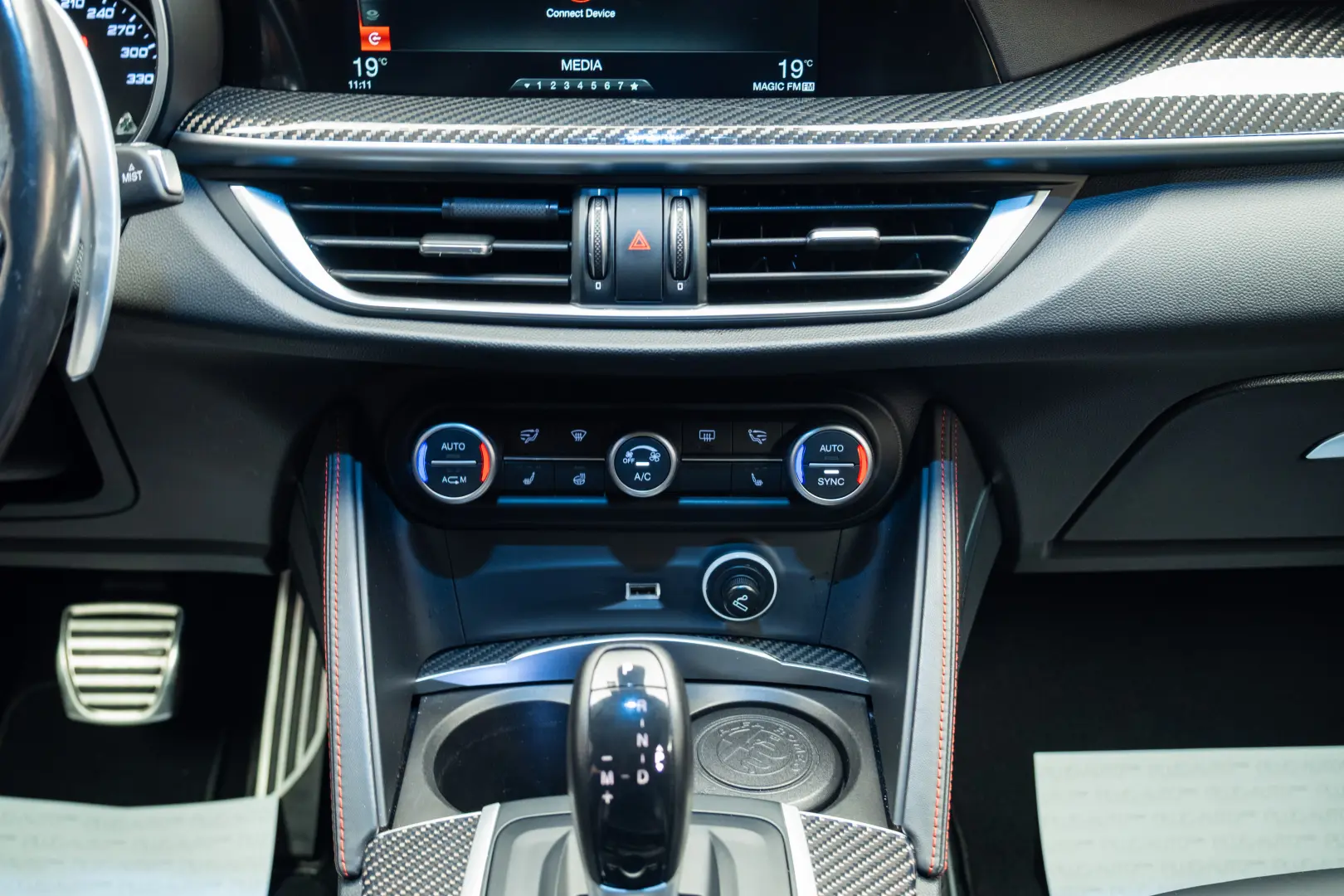 Alfa Romeo Stelvio V6 2.9 Bi-Turbo AT8-Q4 Quadrifoglio