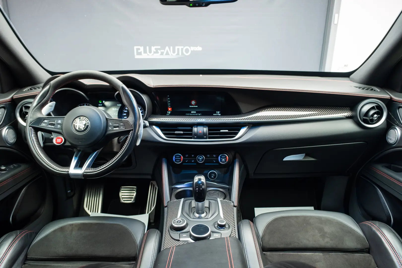 Alfa Romeo Stelvio V6 2.9 Bi-Turbo AT8-Q4 Quadrifoglio