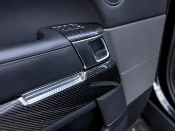 Range Rover Sport SVR 2019