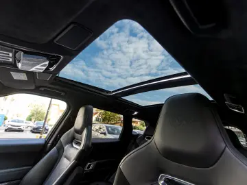 Range Rover Sport SVR 2019