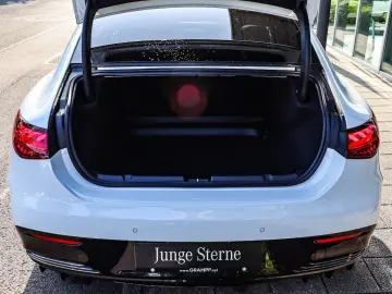 EQE 53 AMG 4M Pano HUD Distronic Hyper Burm Flex
