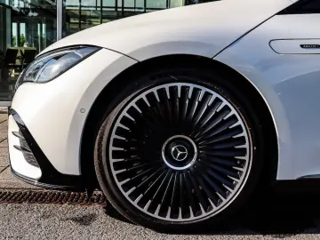 EQE 53 AMG 4M Pano HUD Distronic Hyper Burm Flex