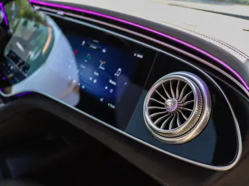 EQE 53 AMG 4M Pano HUD Distronic Hyper Burm Flex