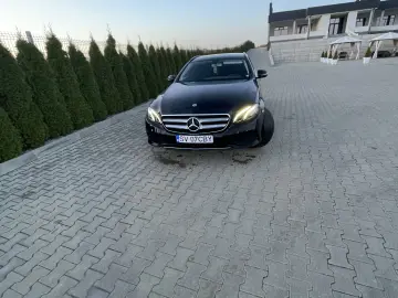 Mercedes-Benz 200