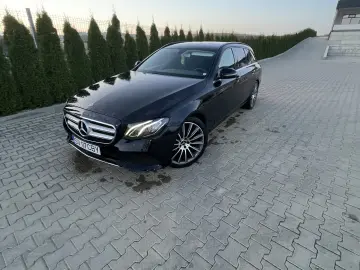 Mercedes-Benz 200