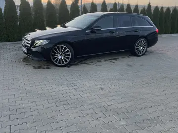 Mercedes-Benz 200
