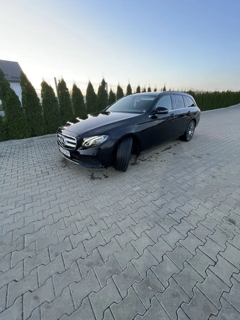 Mercedes-Benz 200
