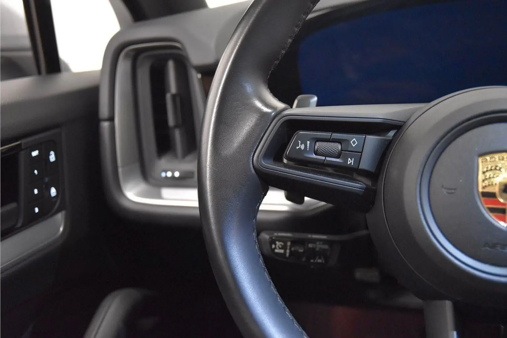 Cayenne Coupe E-Hybrid 462hp Pass-Display  VAT