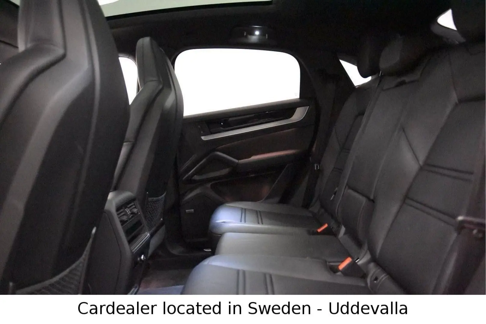 Cayenne Coupe E-Hybrid 462hp Pass-Display  VAT