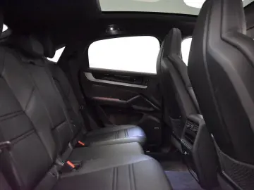 Cayenne Coupe E-Hybrid 462hp Pass-Display  VAT