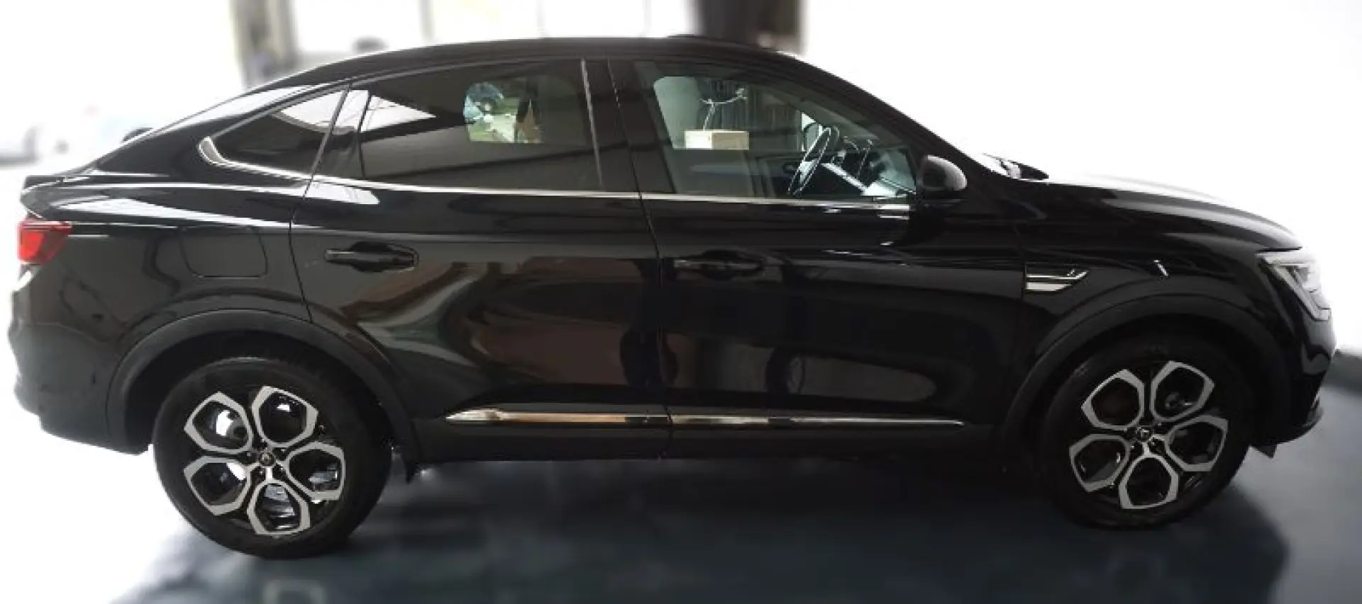 RENAULT ARKANA 1.6 E-Tech 145CP techno