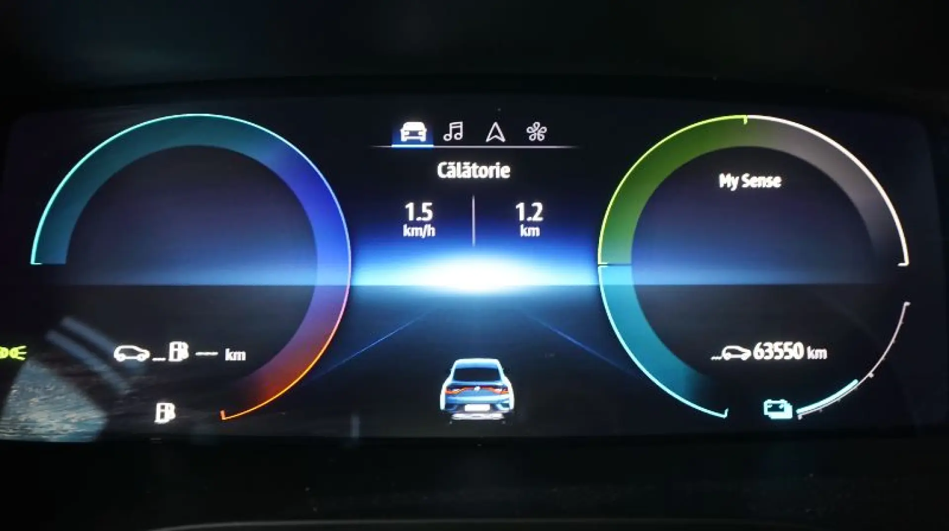 RENAULT ARKANA 1.6 E-Tech 145CP techno