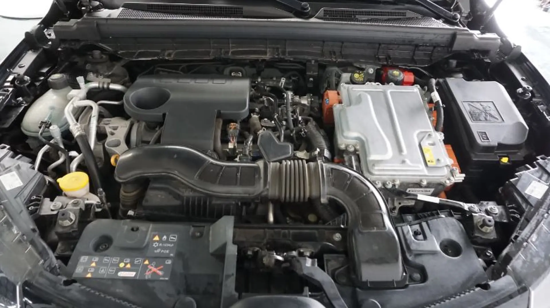 RENAULT ARKANA 1.6 E-Tech 145CP techno