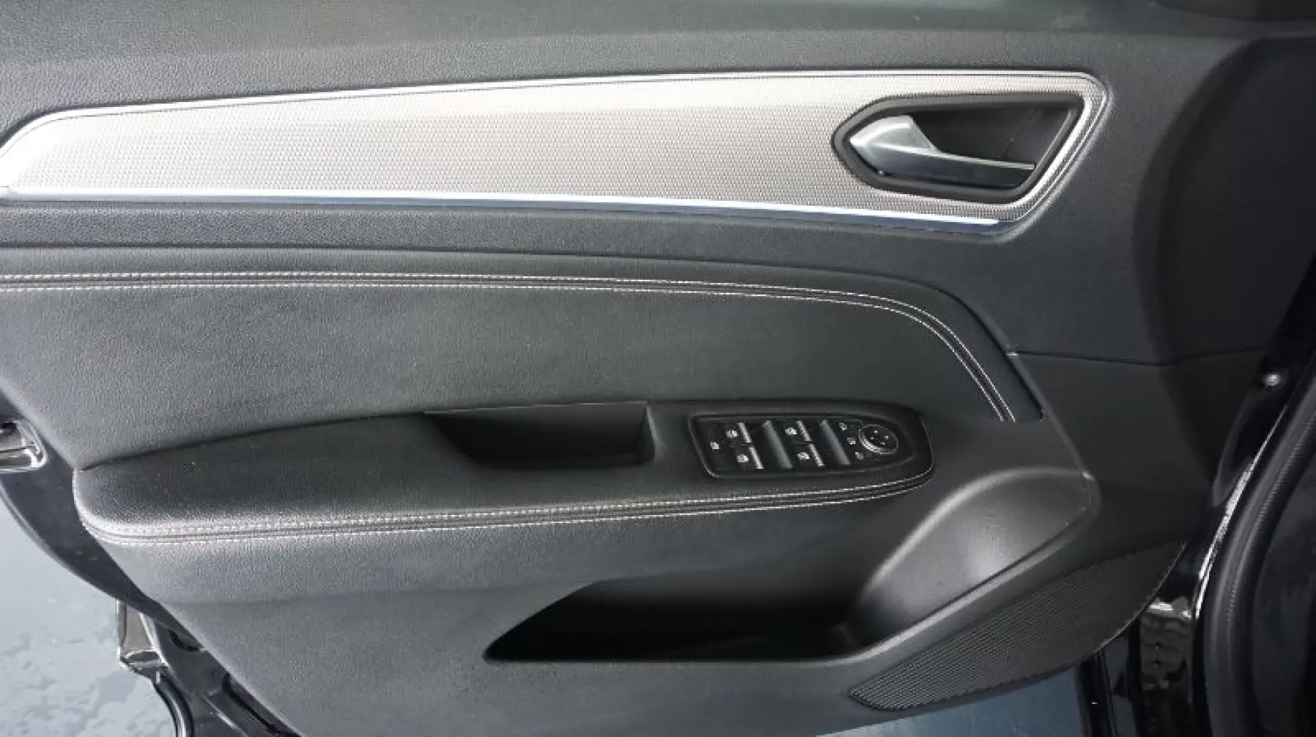 RENAULT ARKANA 1.6 E-Tech 145CP techno
