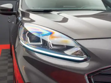 Ford Kuga 2.5 Duratec FHEV ST Line