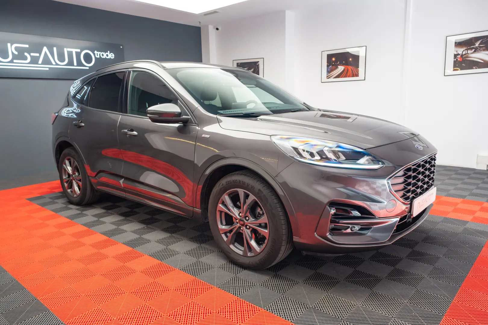 Ford Kuga 2.5 Duratec FHEV ST Line