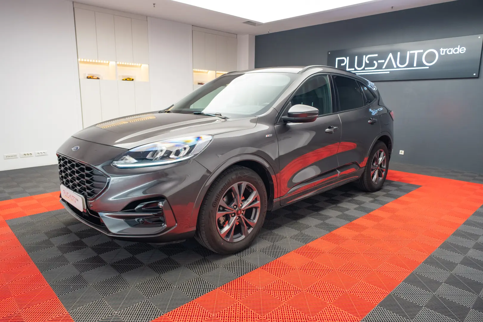 Ford Kuga 2.5 Duratec FHEV ST Line