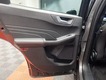 Ford Kuga 2.5 Duratec FHEV ST Line