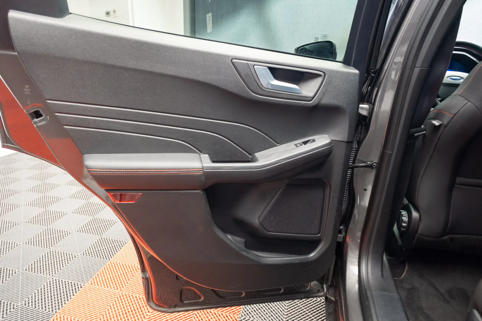 Ford Kuga 2.5 Duratec FHEV ST Line