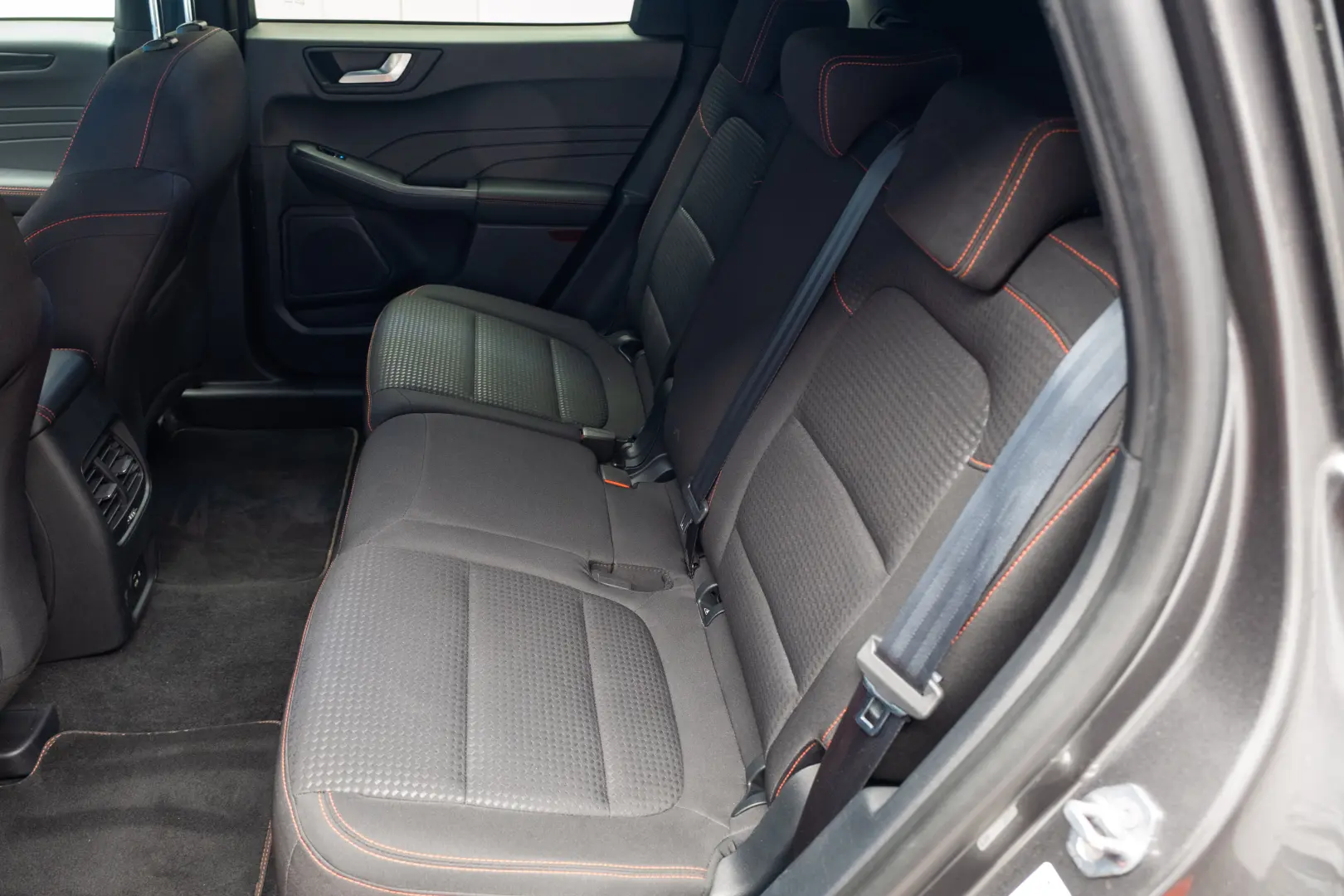 Ford Kuga 2.5 Duratec FHEV ST Line