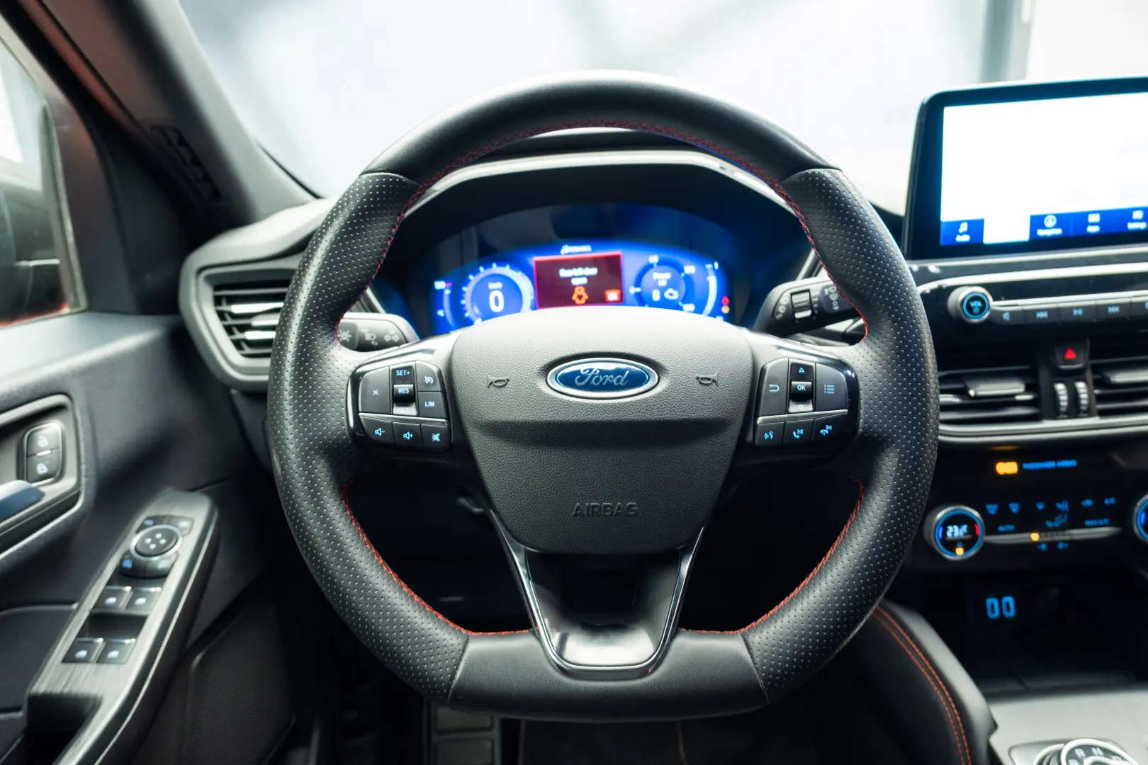 Ford Kuga 2.5 Duratec FHEV ST Line