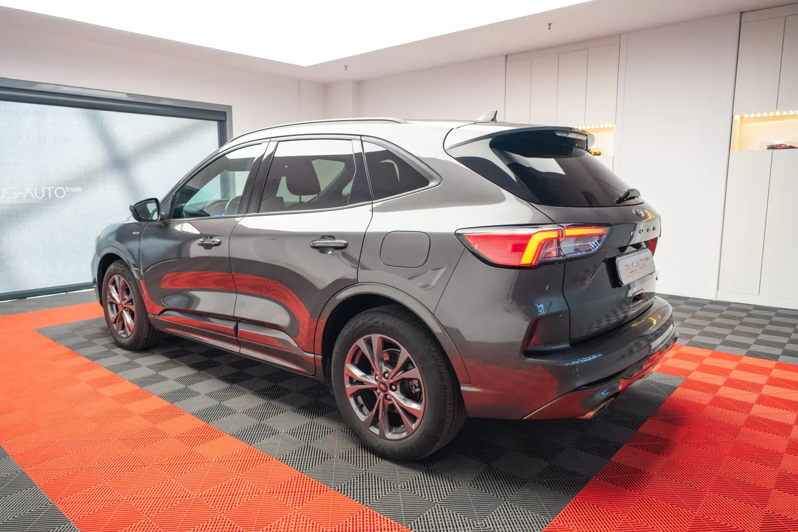 Ford Kuga 2.5 Duratec FHEV ST Line