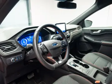 Ford Kuga 2.5 Duratec FHEV ST Line